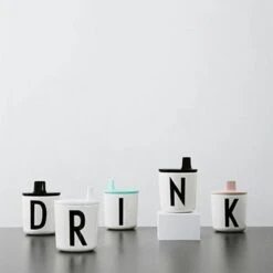 Design Letters Drink Deksel Voor Een Ecozen® Mok, Mustard 7 Design Letters Drink Deksel Voor Een Ecozen® Mok, Mustard -Default Template 4 design letters drink lid for melamine cup 19 4