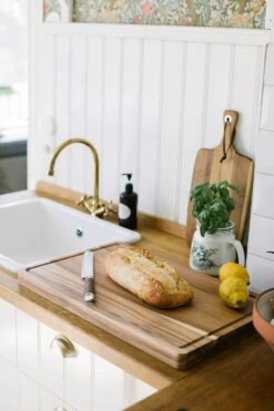 Dorre Skye Cutting Board Acacia 56x35x3.5 Cm 7 Dorre Skye Cutting Board Acacia 56x35x3.5 Cm -Default Template 4 dorre skye cutting board acacia 56x35x35 cm 6