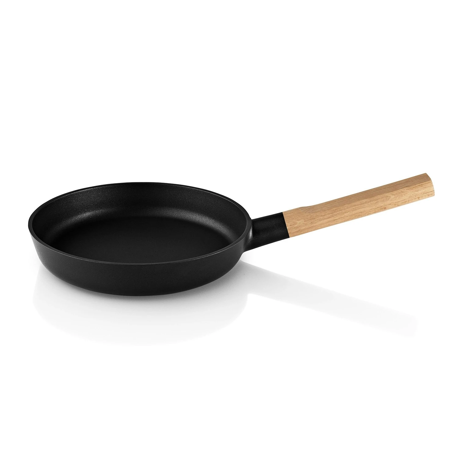 Eva Solo Nordic Kitchen Frying Pan, 24 Cm 1 Eva Solo Nordic Kitchen Frying Pan, 24 Cm