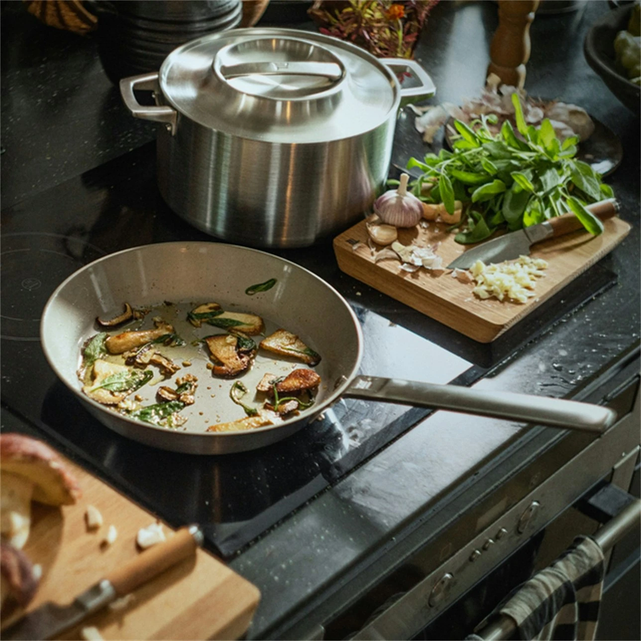 Fiskars Norden Koekenpan Roestvrij Staal, 28 Cm 6 Fiskars Norden Koekenpan Roestvrij Staal, 28 Cm - Afbeelding 6