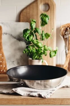 Heirol Cerasafe Pro Koekenpan 32 Cm -Default Template 4 heirol cerasafe pro koekenpan 32 cm 5