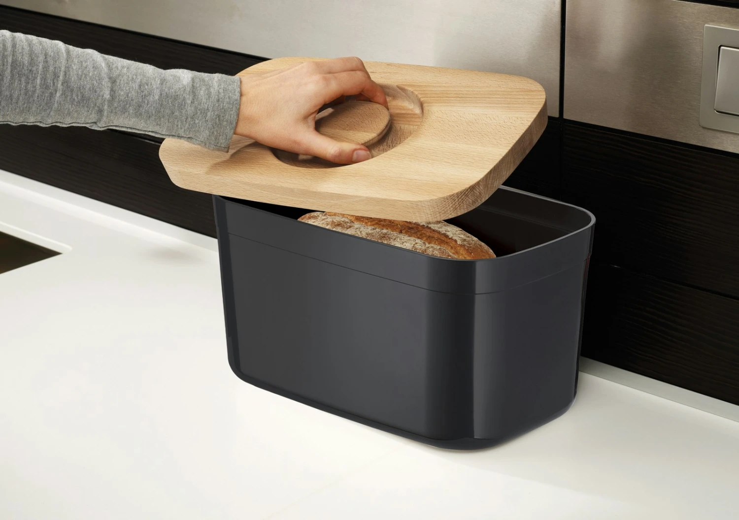 Joseph Joseph Bread Box With Cutting Board, Black 4 Joseph Joseph Bread Box With Cutting Board, Black - Afbeelding 4