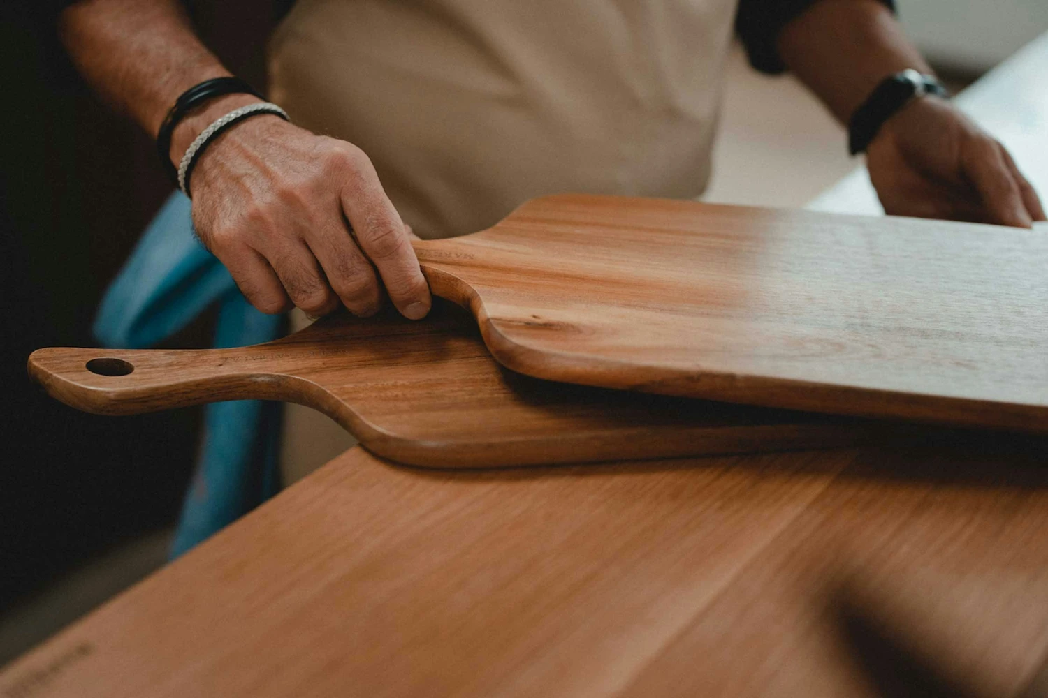 Markus Kaasplankje Met Bestek 48x20x1,5 Cm, Acaciahout 6 Markus Kaasplankje Met Bestek 48x20x1,5 Cm, Acaciahout - Afbeelding 6