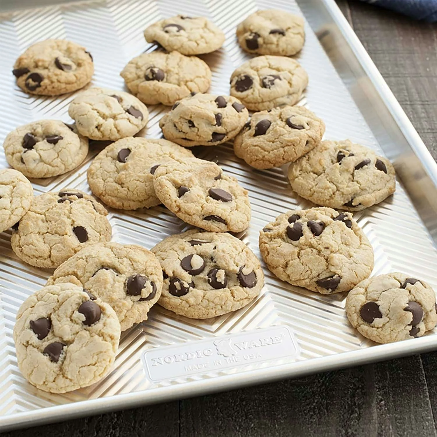 Nordic Ware Prism Jelly Roll Bakvorm 27x38 Cm 2 Nordic Ware Prism Jelly Roll Bakvorm 27x38 Cm - Afbeelding 2