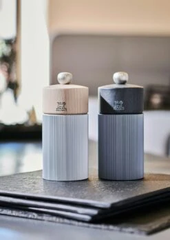 Peugeot Line Zoutmolen 12 Cm, Donker Hout / Donker Grijze Melange -Default Template 4 peugeot line zoutmolen 12 cm 15