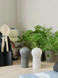 RIG TIG Cheffy Zoutmolen / Pepermolen 12,5 Cm, Grijs -Default Template 4 rig tig cheffy zoutmolen pepermolen 125 cm 0