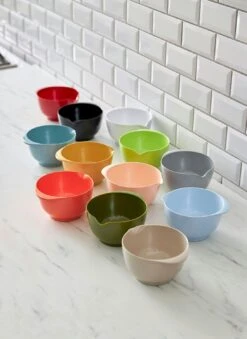 Rosti Margrethe Kom Olijfgroen, 0,75 L -Default Template 4 rosti margrethe kom olijfgroen 3