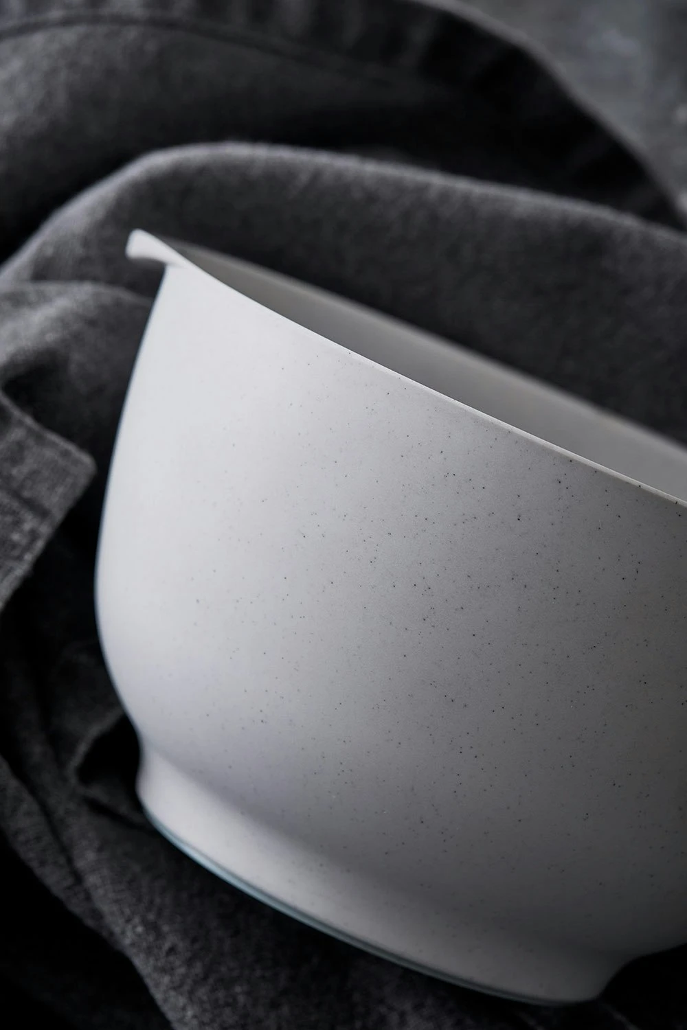 Rosti Margrethe Kom Pebble Black, 0,75 L 2 Rosti Margrethe Kom Pebble Black, 0,75 L - Afbeelding 2